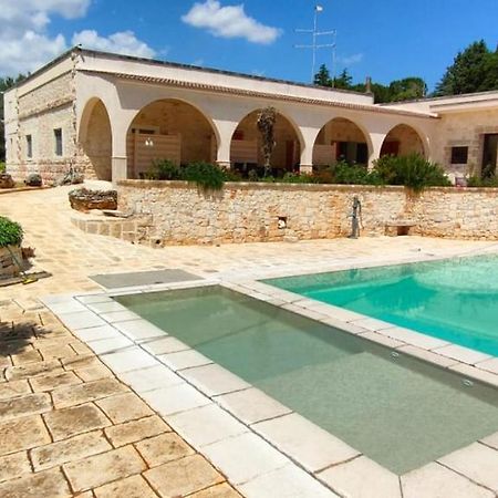 Aparthotel Casolare Lodedo à Ceglie Messapica Extérieur photo