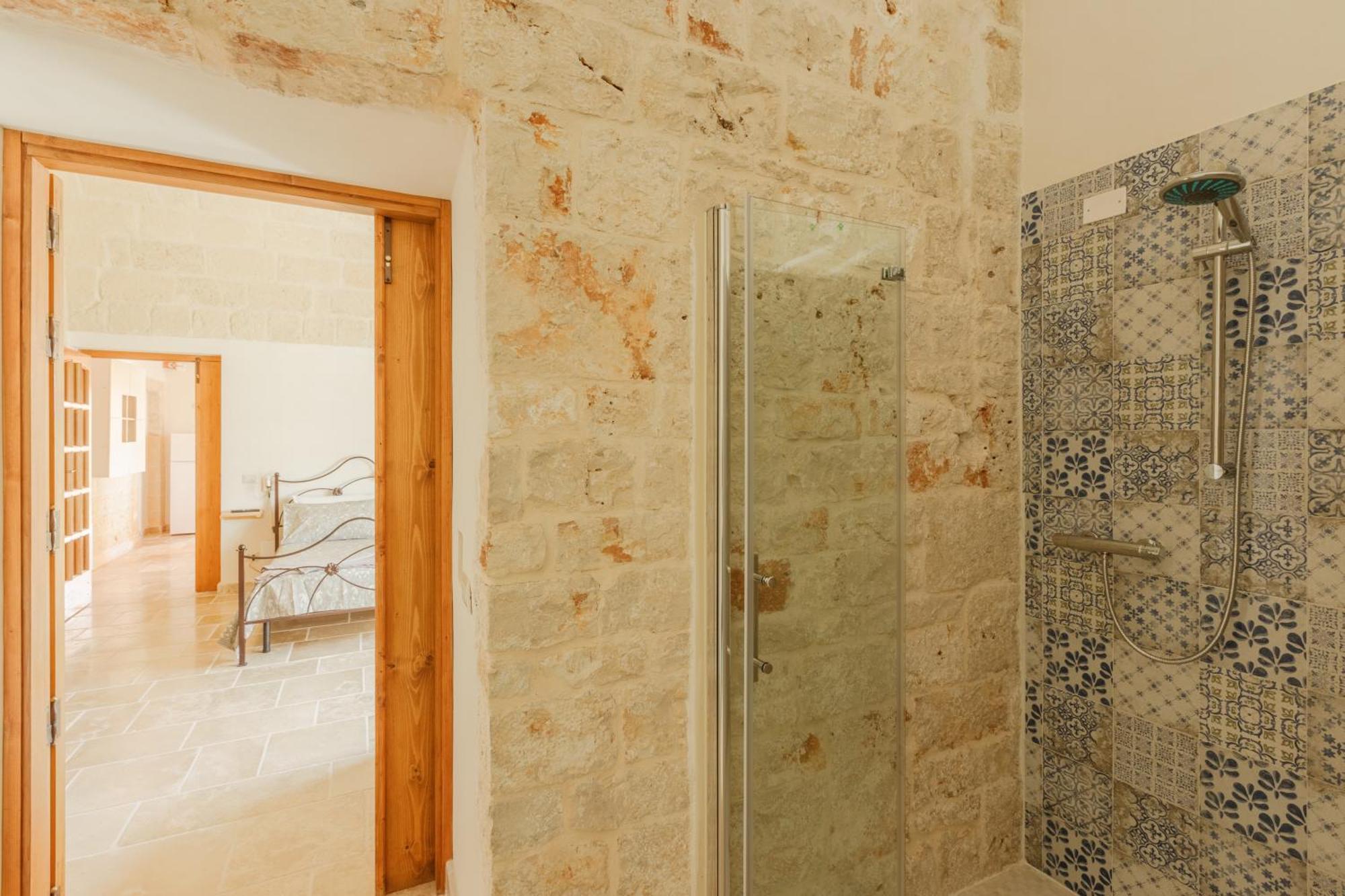 Aparthotel Casolare Lodedo à Ceglie Messapica Extérieur photo