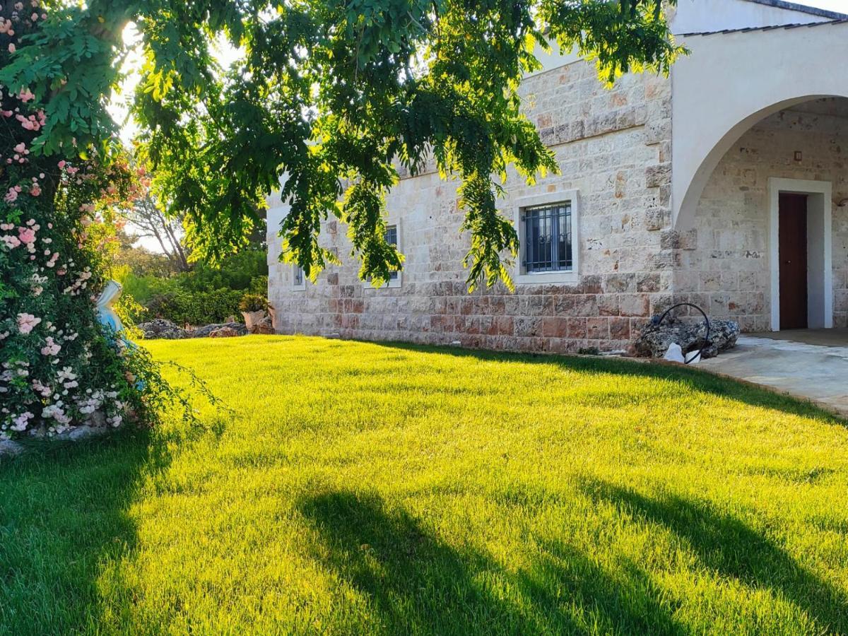 Aparthotel Casolare Lodedo à Ceglie Messapica Extérieur photo