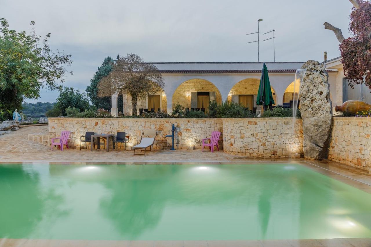 Aparthotel Casolare Lodedo à Ceglie Messapica Extérieur photo