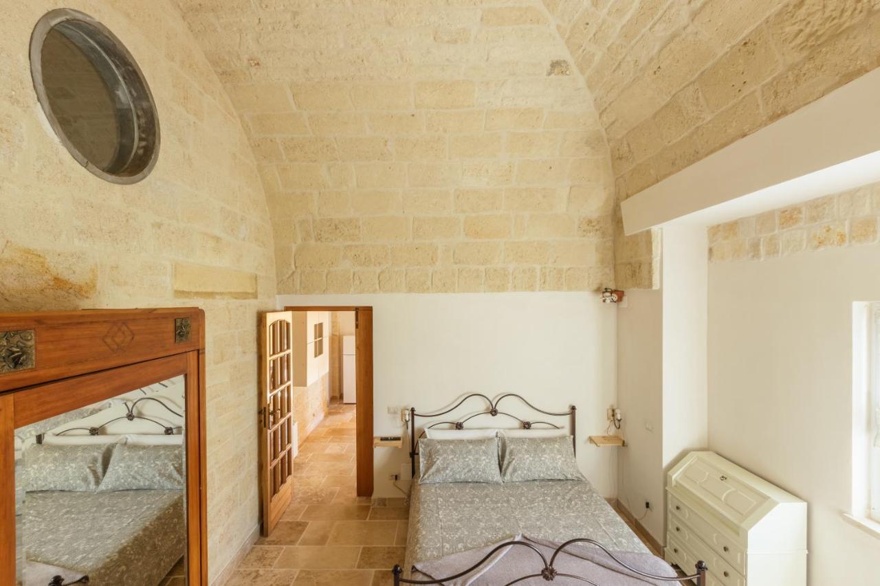 Aparthotel Casolare Lodedo à Ceglie Messapica Extérieur photo