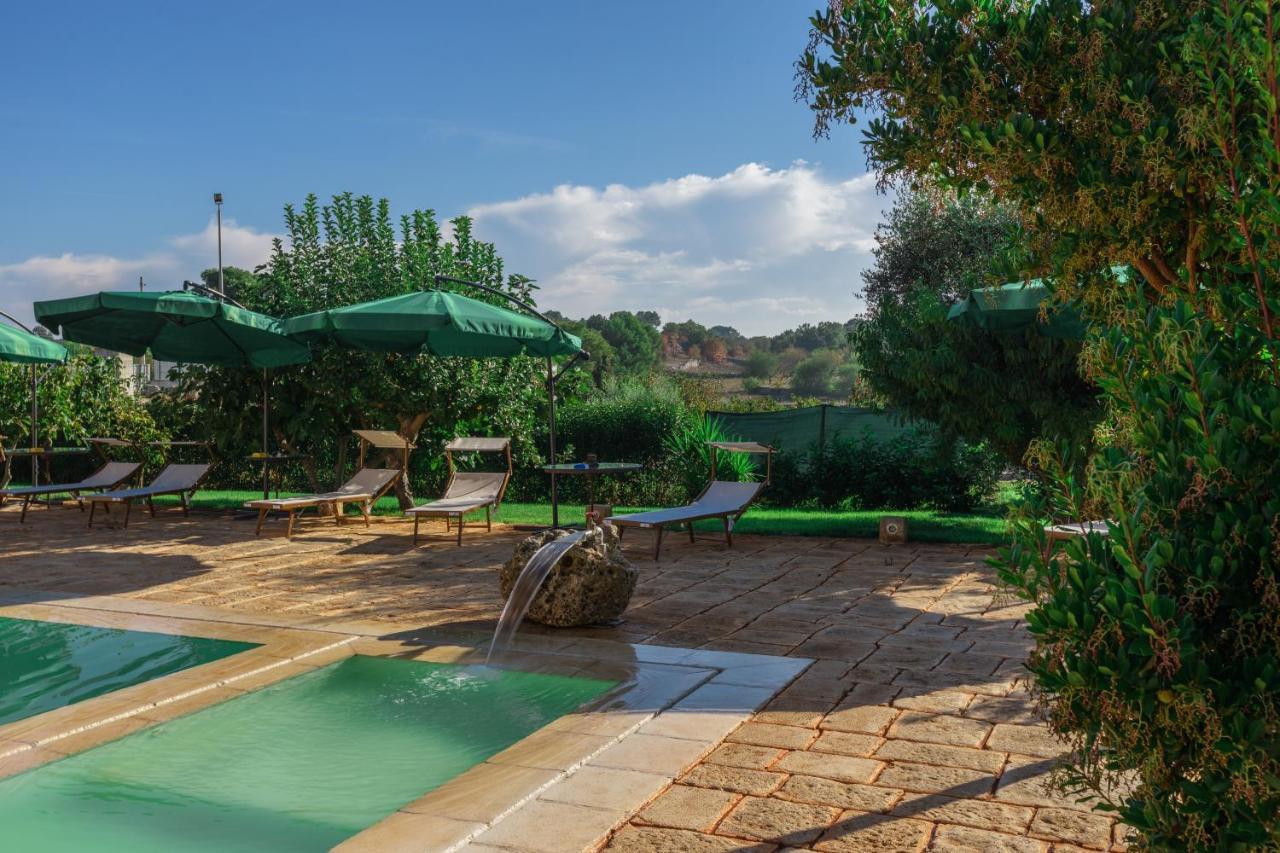 Aparthotel Casolare Lodedo à Ceglie Messapica Extérieur photo
