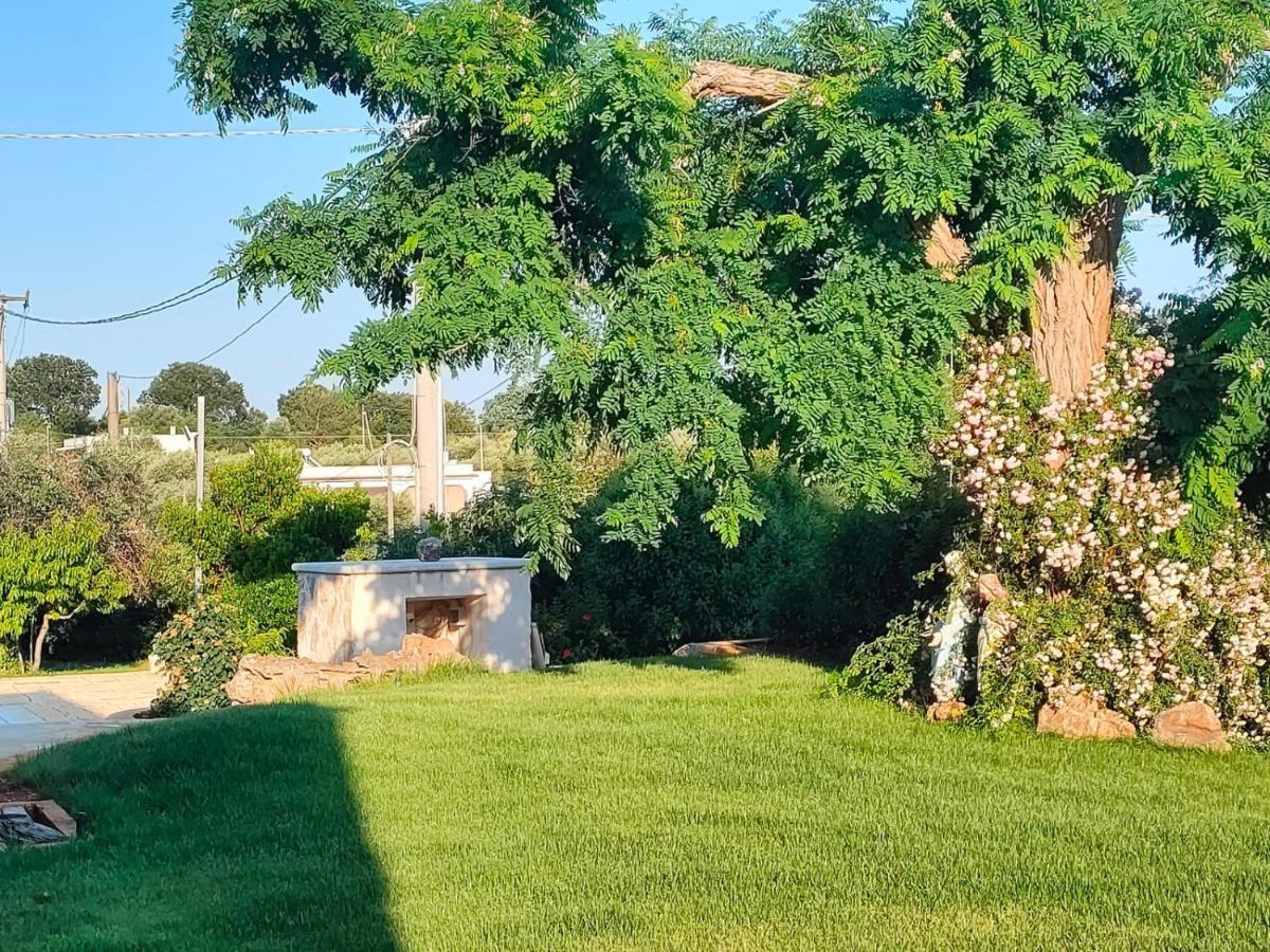 Aparthotel Casolare Lodedo à Ceglie Messapica Extérieur photo