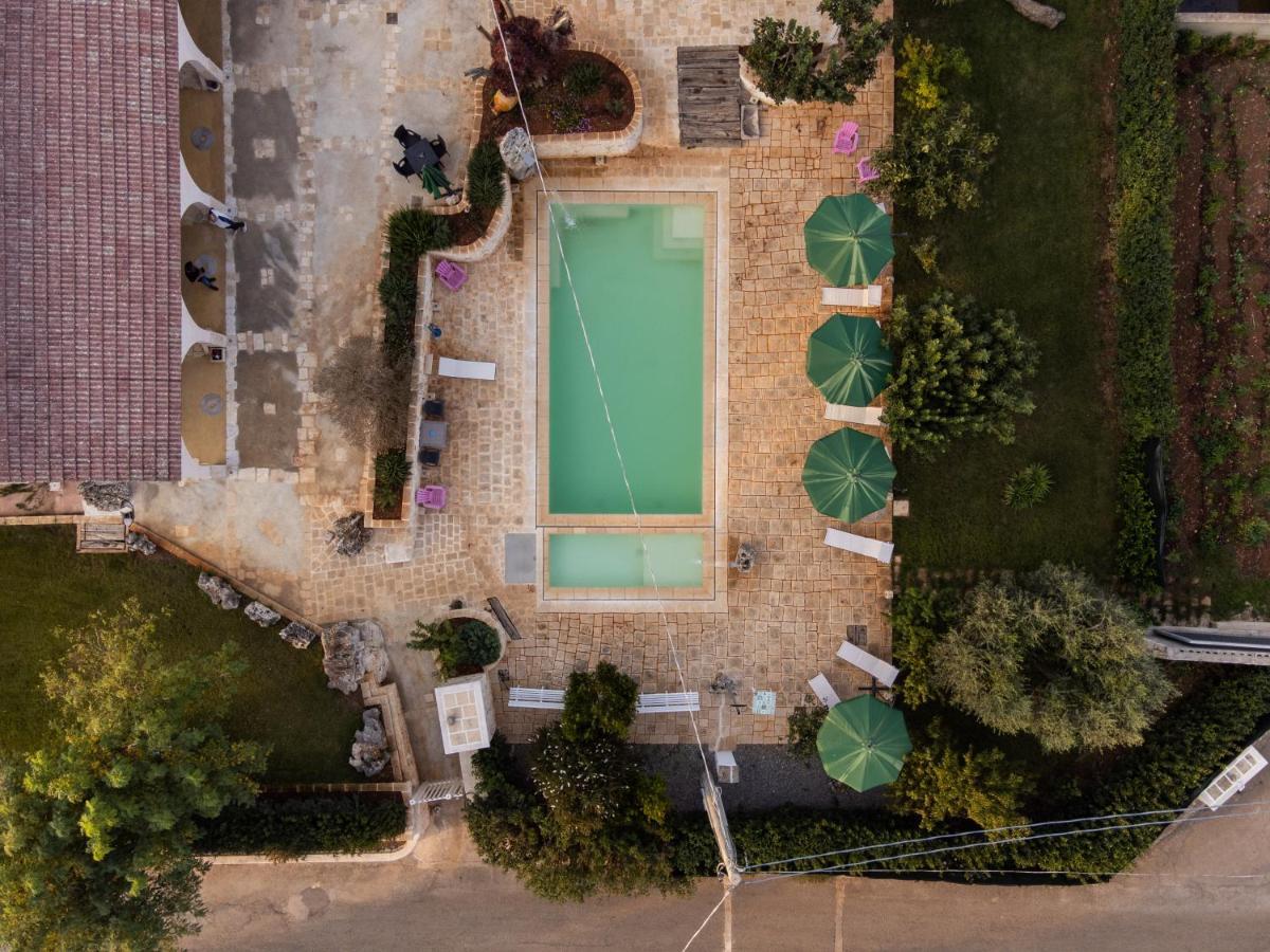 Aparthotel Casolare Lodedo à Ceglie Messapica Extérieur photo