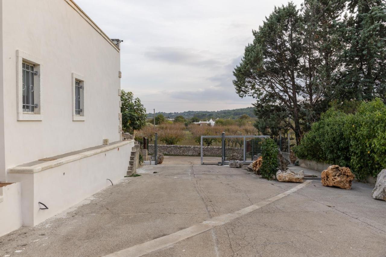 Aparthotel Casolare Lodedo à Ceglie Messapica Extérieur photo